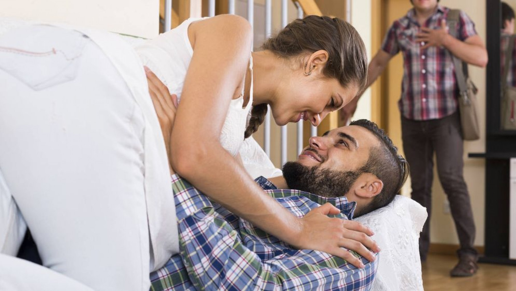 Quería comprobar si su novio le era infiel y terminó de la peor manera: "Estaban..."