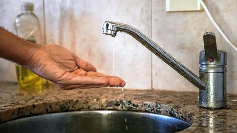 Por el corte de luz fallaron las plantas potabilizadoras y no hay agua en varios sectores