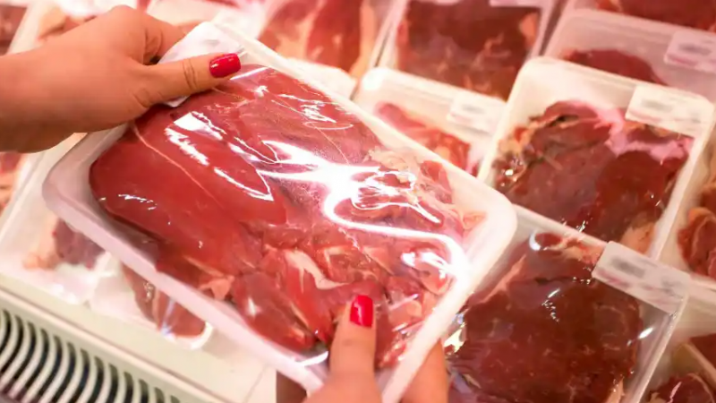 Córdoba: más de 50 personas se intoxicaron por comer carne podrida lavada con lavandina