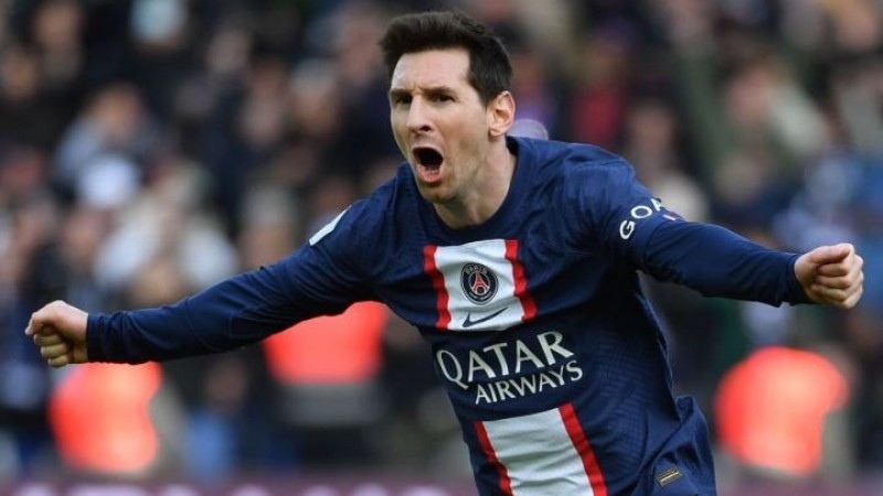 El DT del PSG confirmó que Messi no sigue en el club y le tiró flor de elogio