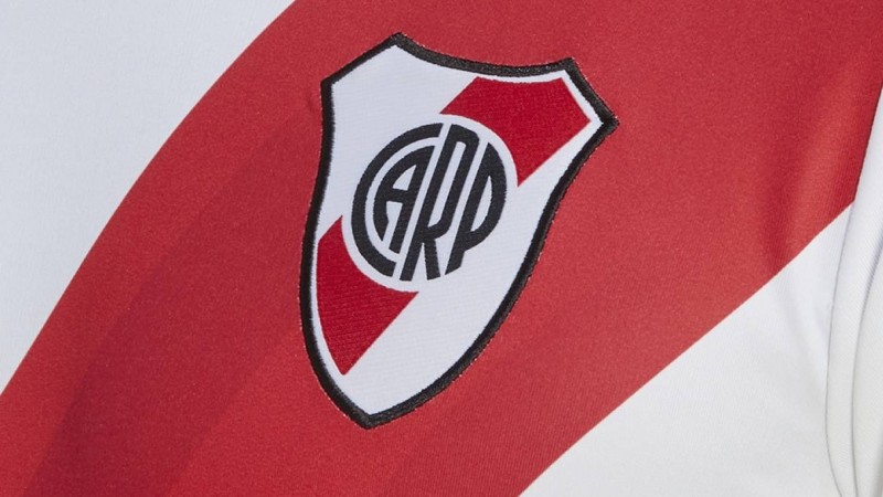 Un gigante sudamericano quiere llevarse si o si a una de las figuras de River