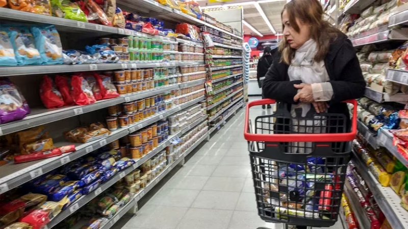 Empeoraron las estimaciones de los especialistas y la inflación se irá por las nubes