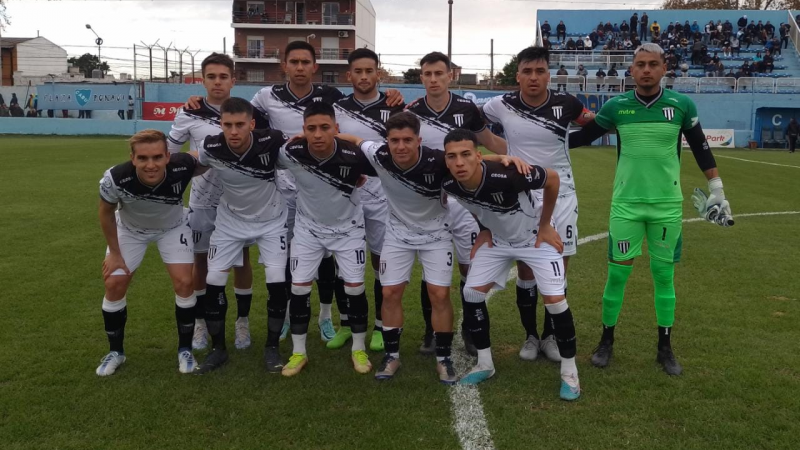 El Lobo no pudo ante el CADU y detuvo su marcha