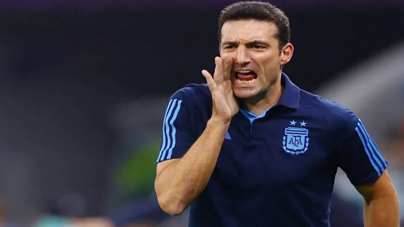 Scaloni, desesperado por el maremoto de chinos que generó la Selección Argentina: "Nos van a matar"