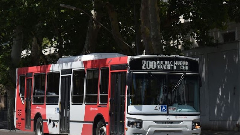 Desde cuándo se pagará el boleto del colectivo con aumento en Mendoza