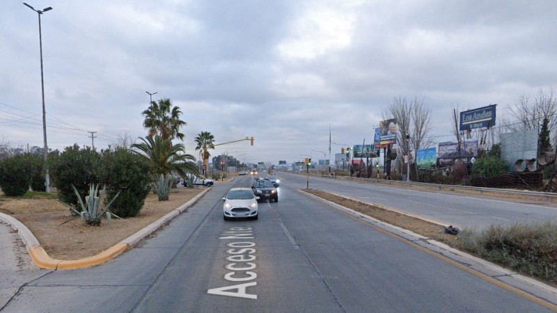 Se detuvo en el Acceso Norte a hacer sus necesidades y le robaron 75 mil pesos