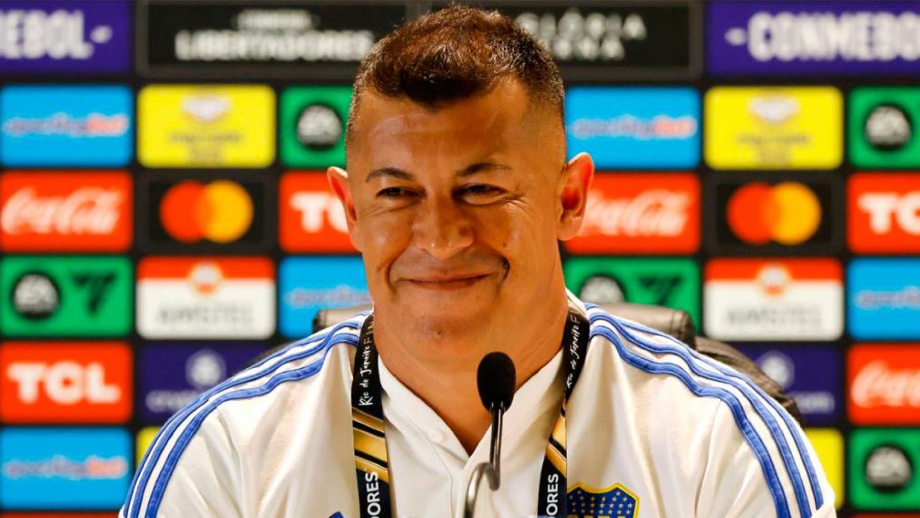 No lo quieren ni ver: los jugadores de Boca que prendieron fuego a Jorge Almirón