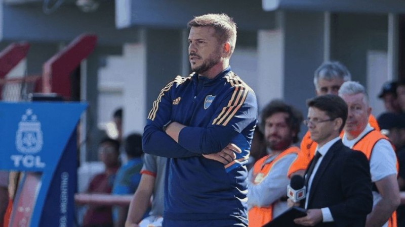 El nuevo DT de Boca bajó a la Reserva a un futbolista que jugó contra Fluminense