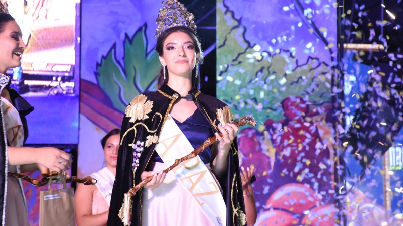 Quién es Virginia Beneite, la nueva reina de la vendimia de La Paz que sucedió a Ana Laura Verde