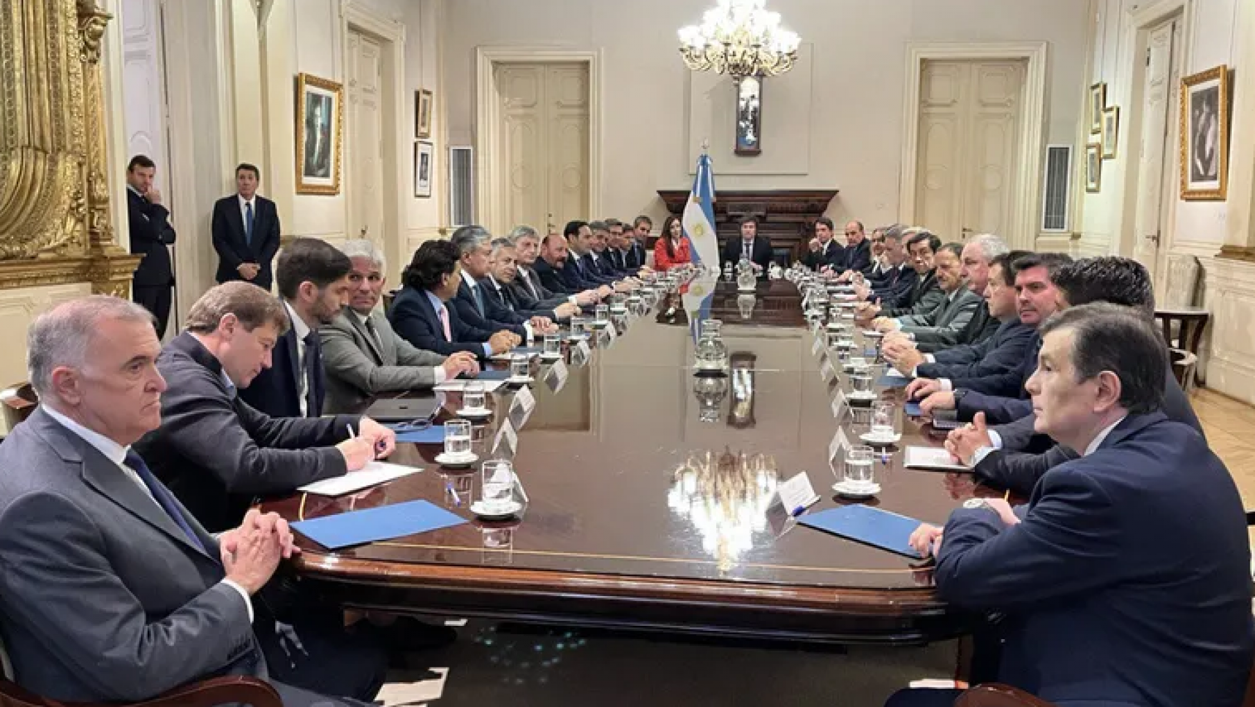 Un Gobernador quiere que su provincia tenga su propia moneda: ya envió el proyecto