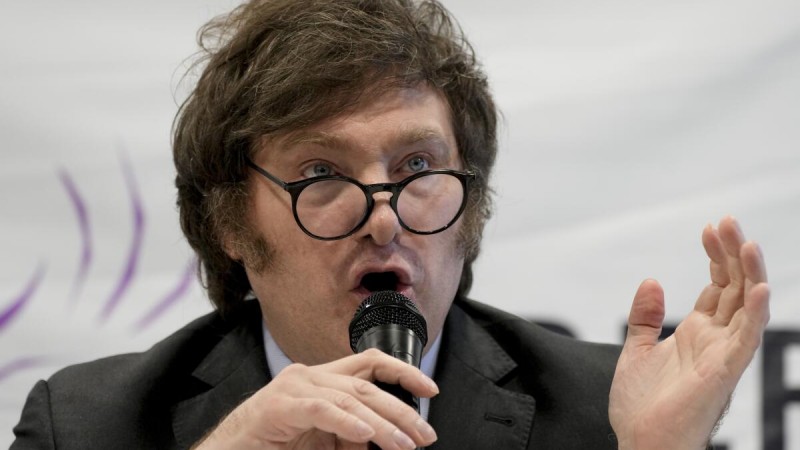 Un funcionario de Milei renunció a su cargo tras la designación de Scioli