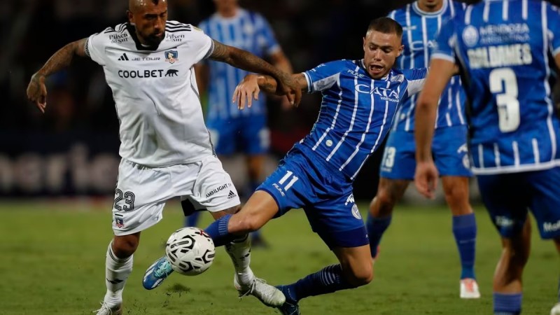 El paro aéreo le jugó una mala pasada a Godoy Cruz: viajaron a Chile en micros