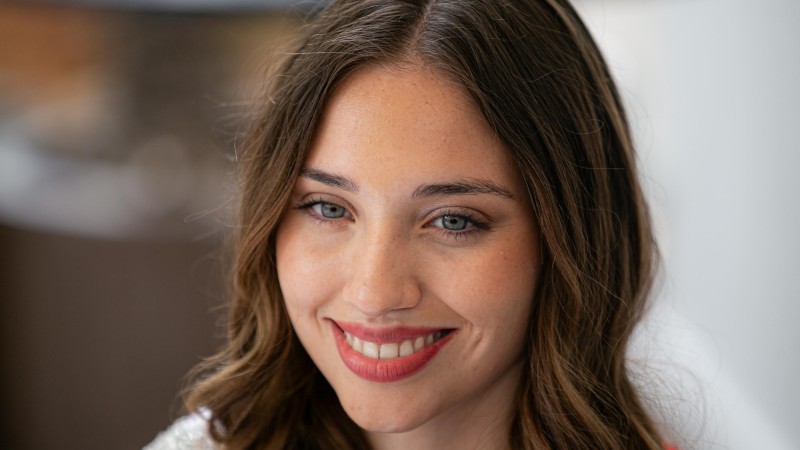 El tierno lado sin corona de la nueva Virreina Nacional de la Vendimia