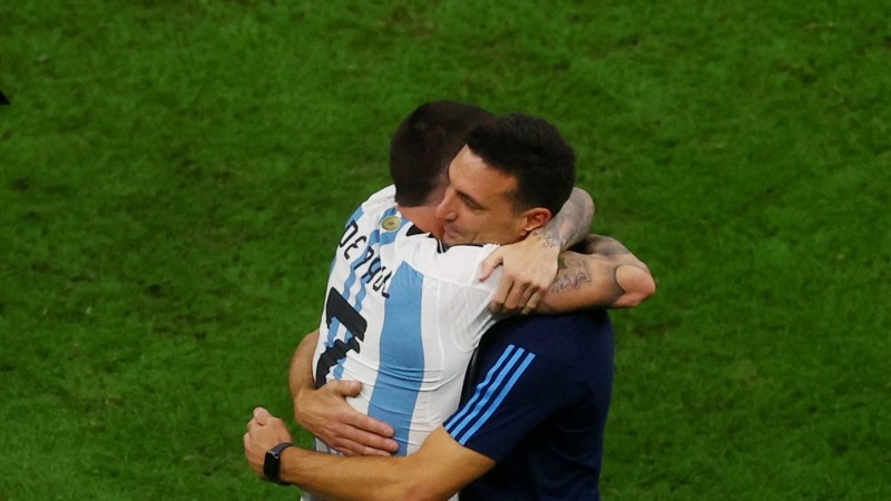 Scaloni reveló qué jugadores de la Selección Argentina lo convencieron de no renunciar