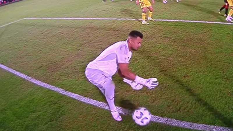 Video: el error garrafal del Chiquito Romero que le valió la derrota a Boca contra Estudiantes