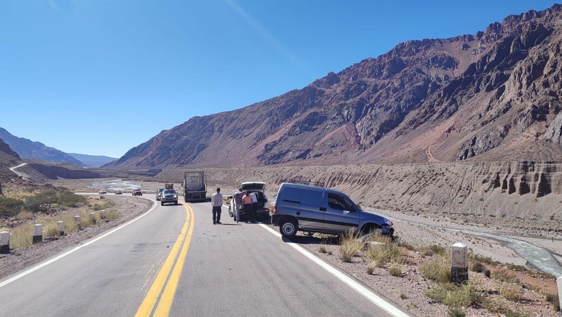 Murió un empresario mendocino que viajaba en moto en un tremendo choque en Alta Montaña