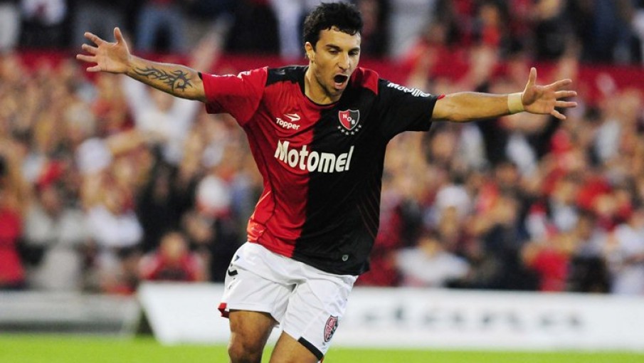 Partidazo En Rosario Newells Vencio A Racing Y Sigue Arriba Vox Portal De Noticias De La Provincia De Mendoza