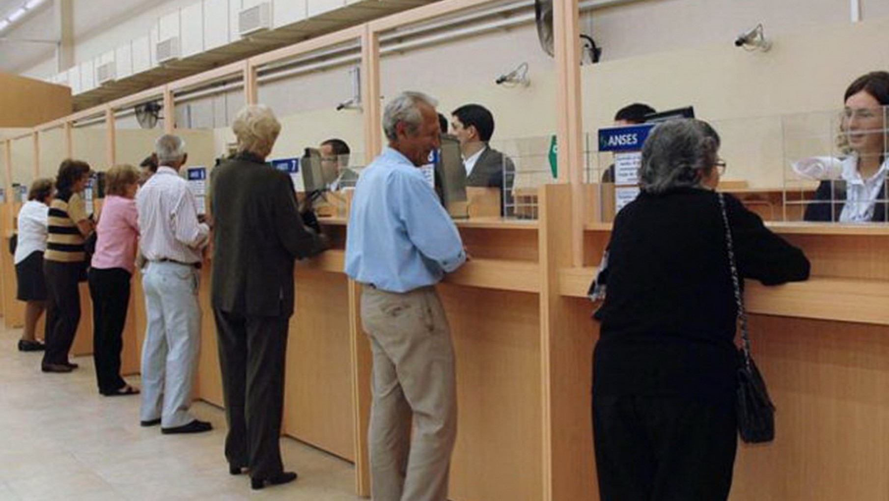 Anses adelantó el pago de jubilaciones por el paro bancario