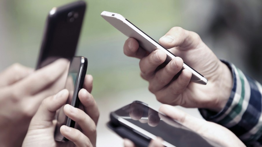 Resultado de imagen de aumento telefonia celular