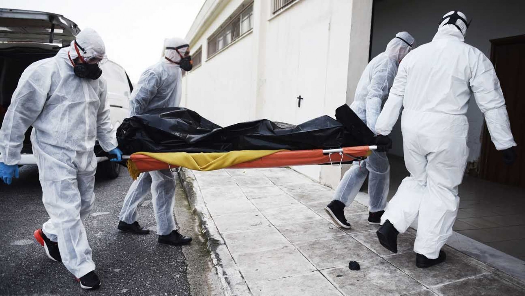 El coronavirus ya dejó más de 900 mil muertos en el mundo