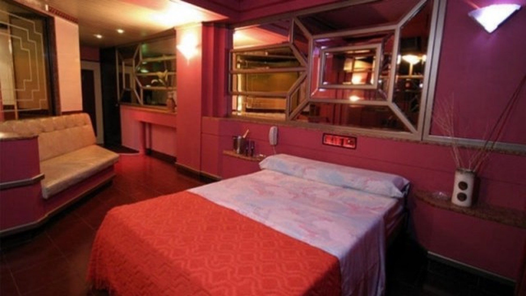 Los telos de un departamento mendocino dejarán ingresar de a cuatro personas