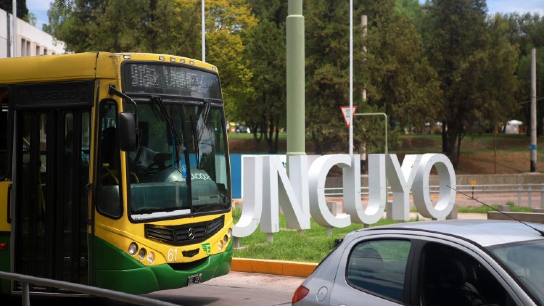 A partir de febrero habilitan nueva modalidad para pedir becas en la UNCuyo