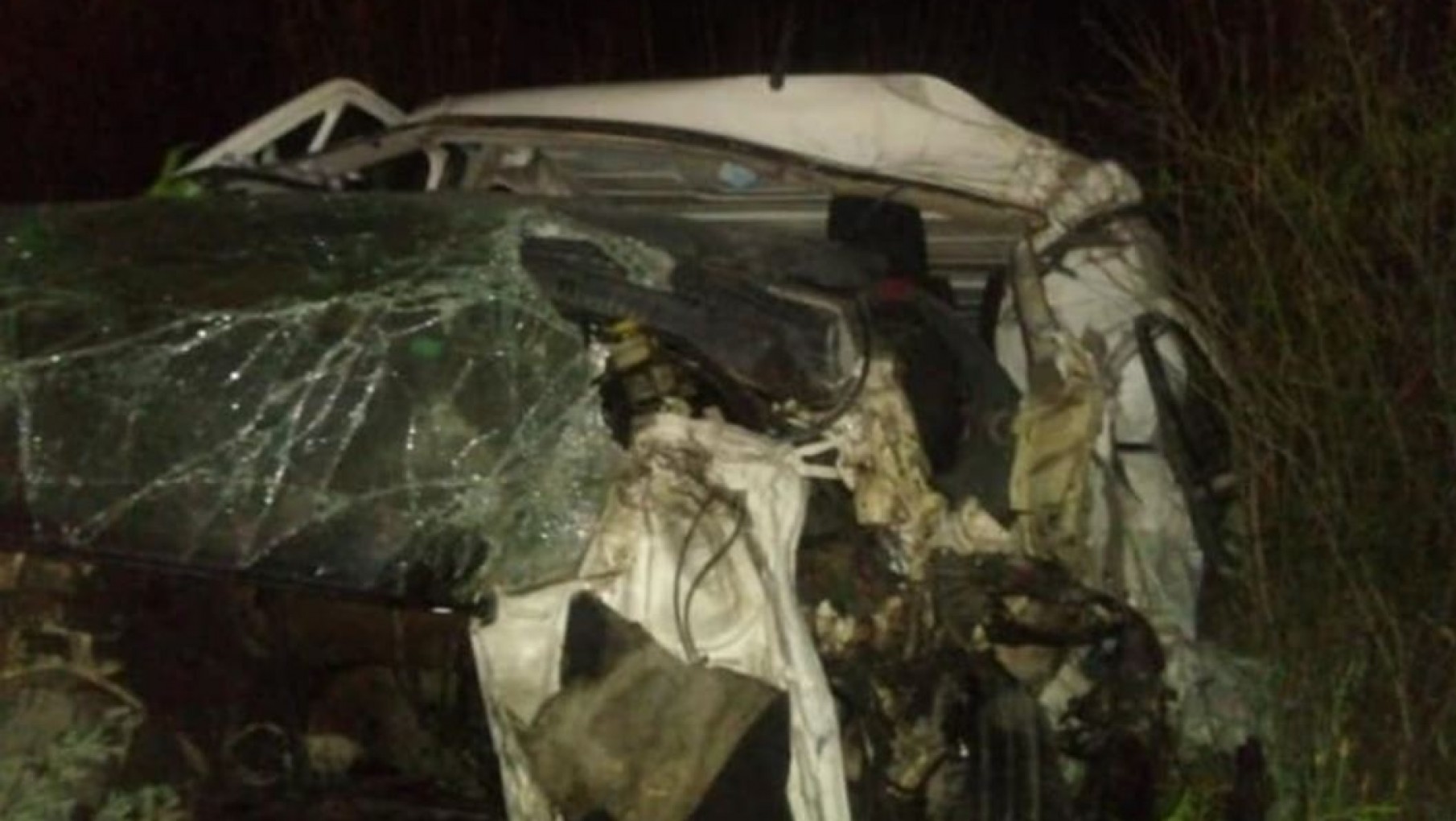 Alvear: lo acusaron de abusar de su nieta, escapó a alta velocidad y se estrelló contra un camión